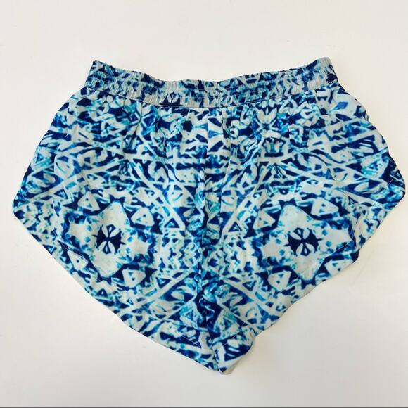 New Rococo Sand Blue Mosaic Print Swim Cover Shorts Size Small - Picture 5 of 10
